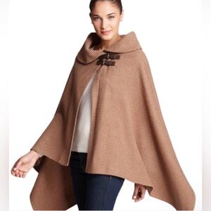 Lauren Ralph Lauren Houndstooth Cape Poncho with Buckles, EUC
